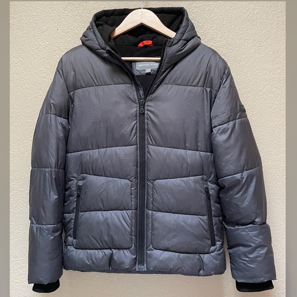 Michael Kors Boy Youth Puffer Jacket Dark Gray Color Size 18/20 - Picture 1 of 9